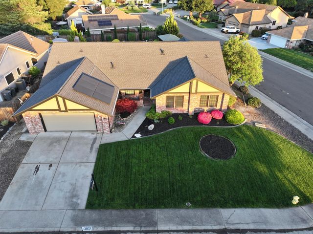 3802 Sweetwater Dr, Rocklin, CA 95677