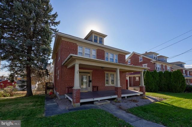 244 W MARKET ST, Hellam, PA 17406