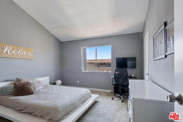 8936 Willis Avenue 11, Panorama City (los Angeles), CA 91402