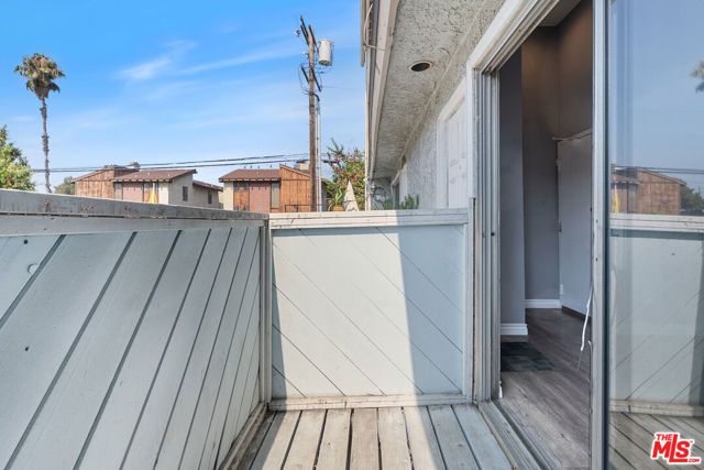 8936 Willis Avenue 11, Panorama City (los Angeles), CA 91402