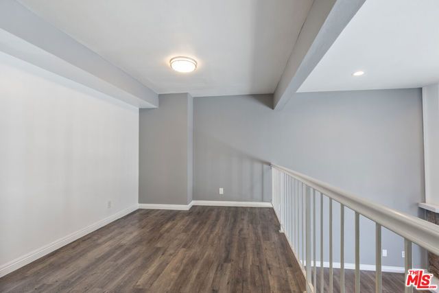 8936 Willis Avenue 11, Panorama City (los Angeles), CA 91402