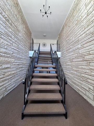 1313 S Rebecca Road 209, Lombard, IL 60148