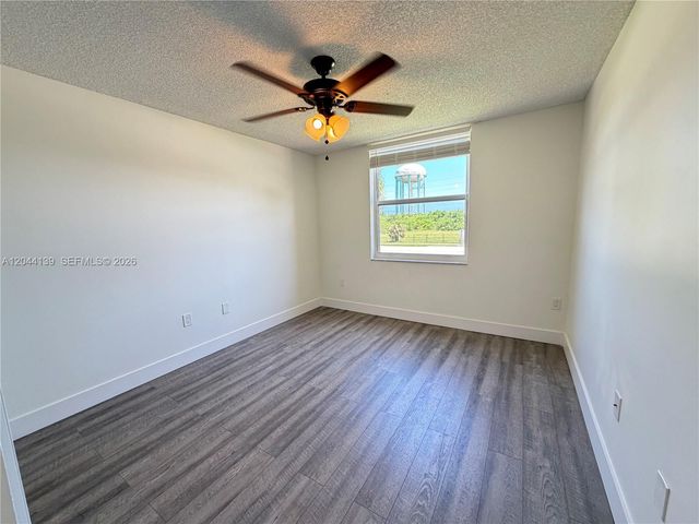 2711 Ocean Club Blvd 203, Hollywood, FL 33019