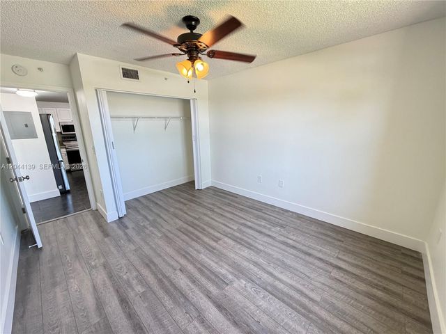 2711 Ocean Club Blvd 203, Hollywood, FL 33019