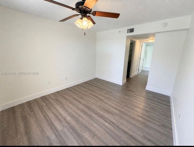 2711 Ocean Club Blvd 203, Hollywood, FL 33019