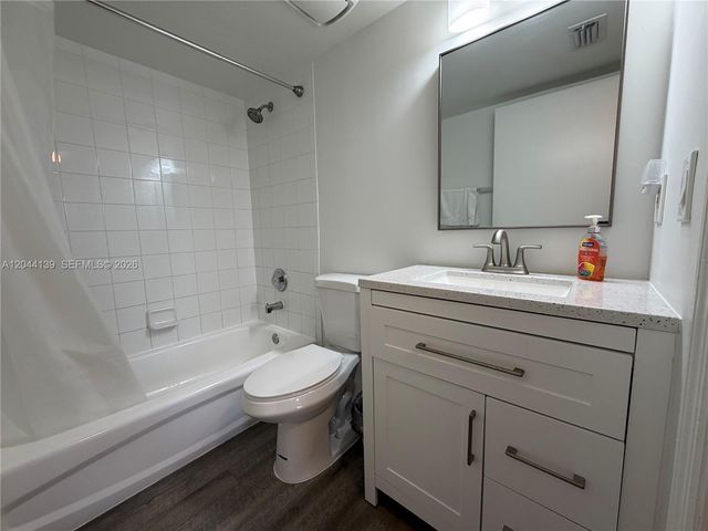 2711 Ocean Club Blvd 203, Hollywood, FL 33019