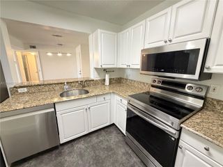 2711 Ocean Club Blvd 203, Hollywood, FL 33019