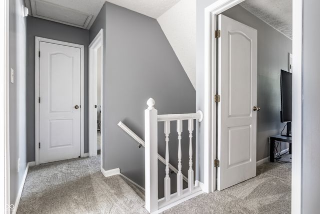 8688 Buffett Parkway, Fishers, IN 46038
