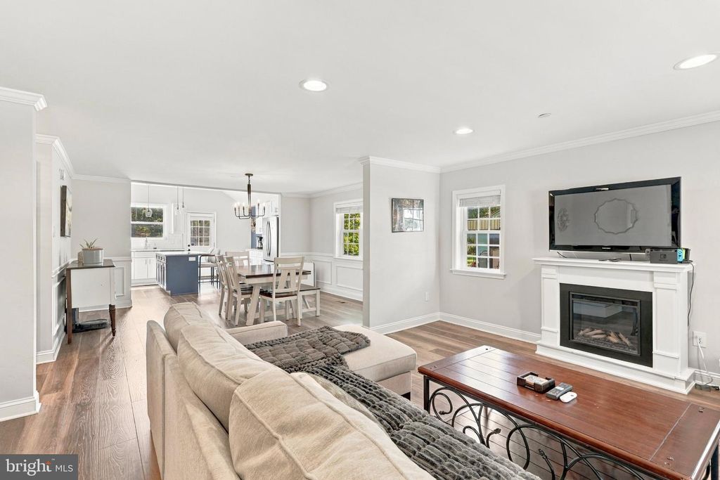 511 HIGHLAND AVE, Ambler, PA 19002 — exterior