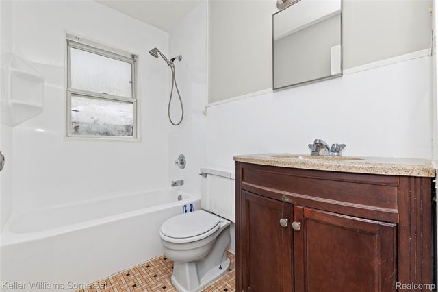 1081 Mill Street, Lincoln Park, MI 48146