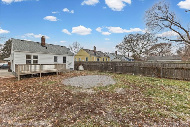 1081 Mill Street, Lincoln Park, MI 48146