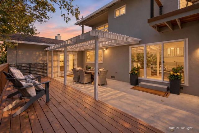 860 Chesterton Avenue, Redwood City, CA 94061