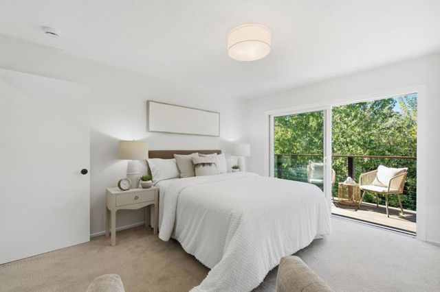 860 Chesterton Avenue, Redwood City, CA 94061