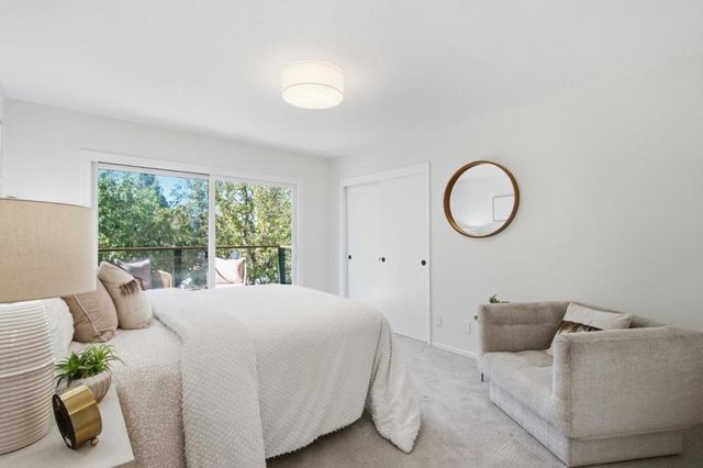 860 Chesterton Avenue, Redwood City, CA 94061