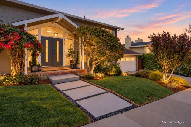 860 Chesterton Avenue, Redwood City, CA 94061