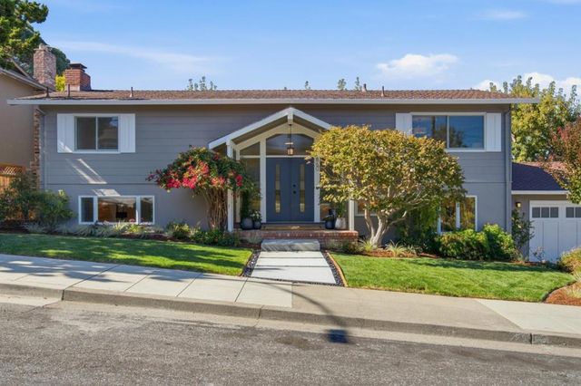 860 Chesterton Avenue, Redwood City, CA 94061