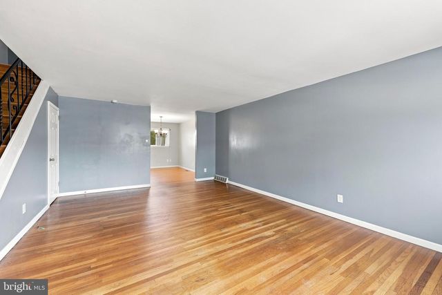 12649 BISCAYNE DR, Philadelphia, PA 19154