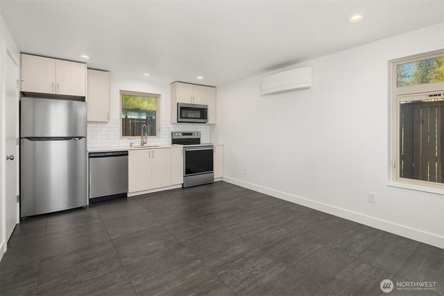 3323 Martin Luther King Jr Way S, Seattle, WA 98144