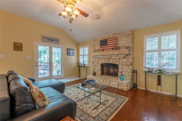 2713 Willowood Drive, Grapevine, TX 76051