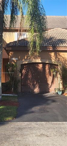 1599 Veracruz Ln, Weston, FL 33327