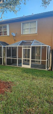 1599 Veracruz Ln, Weston, FL 33327