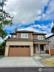 9614 48th Drive NE, Marysville, WA 98270