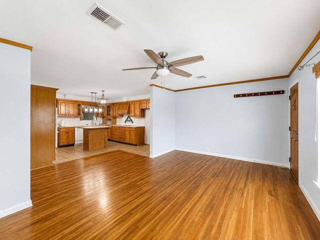 2506 Edgewood Street, Liberty, TX 77575