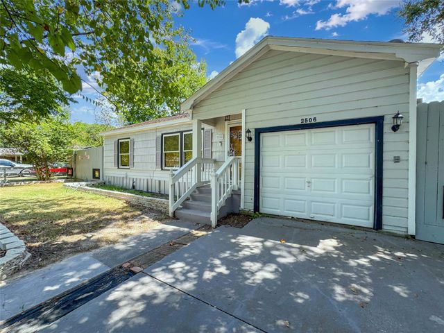 2506 Edgewood Street, Liberty, TX 77575