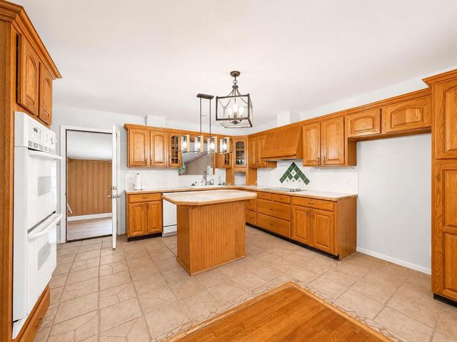 2506 Edgewood Street, Liberty, TX 77575