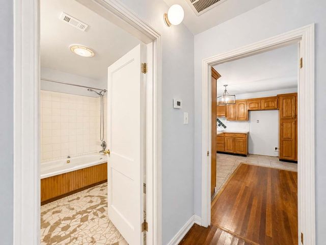 2506 Edgewood Street, Liberty, TX 77575