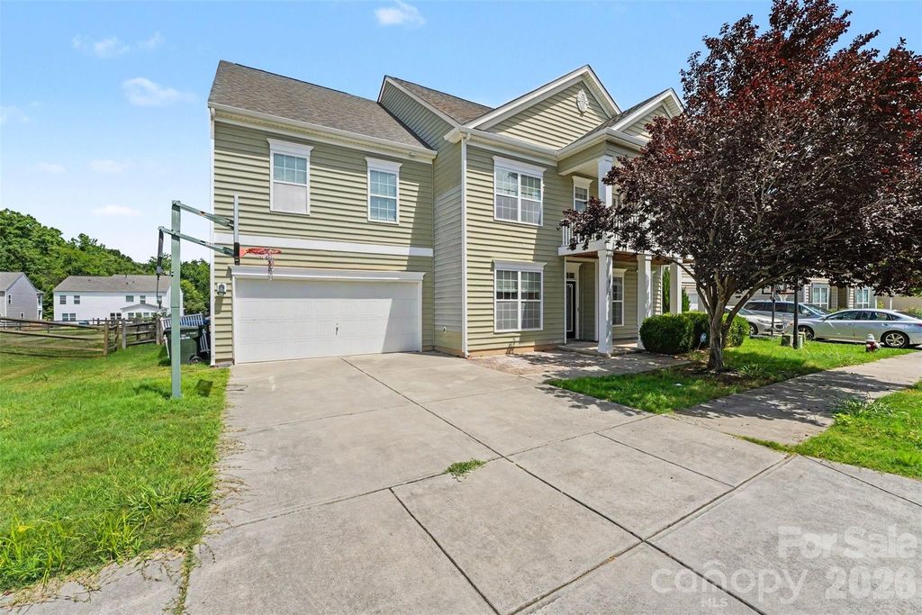 8312 Compton acres Lane, Waxhaw, NC 28173