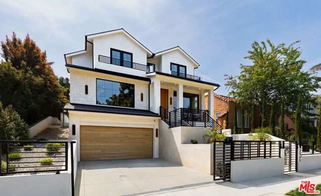 2565 Patricia Avenue, Los Angeles, CA 90064