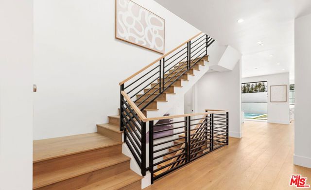 2565 Patricia Avenue, Los Angeles, CA 90064