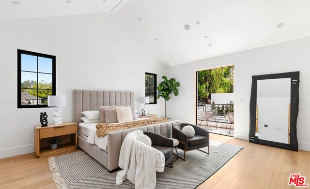 2565 Patricia Avenue, Los Angeles, CA 90064