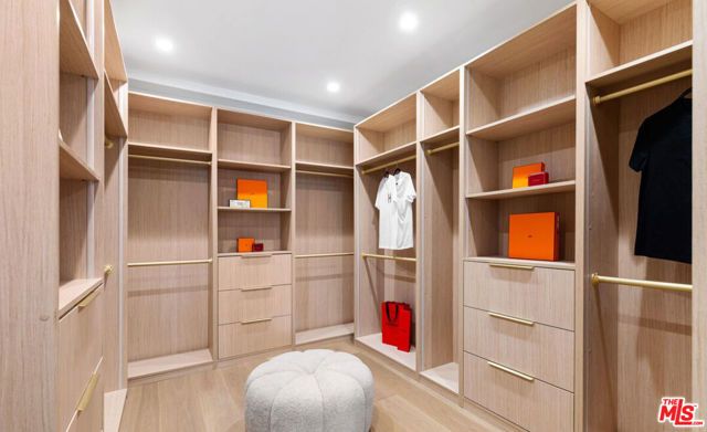 2565 Patricia Avenue, Los Angeles, CA 90064