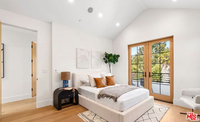 2565 Patricia Avenue, Los Angeles, CA 90064