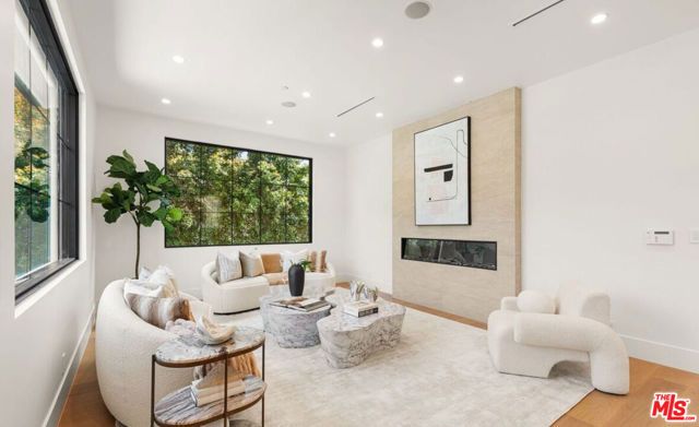 2565 Patricia Avenue, Los Angeles, CA 90064