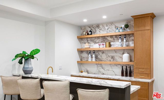 2565 Patricia Avenue, Los Angeles, CA 90064