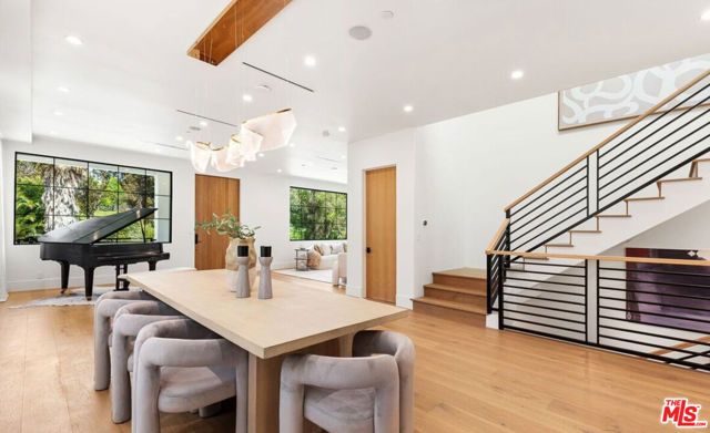 2565 Patricia Avenue, Los Angeles, CA 90064