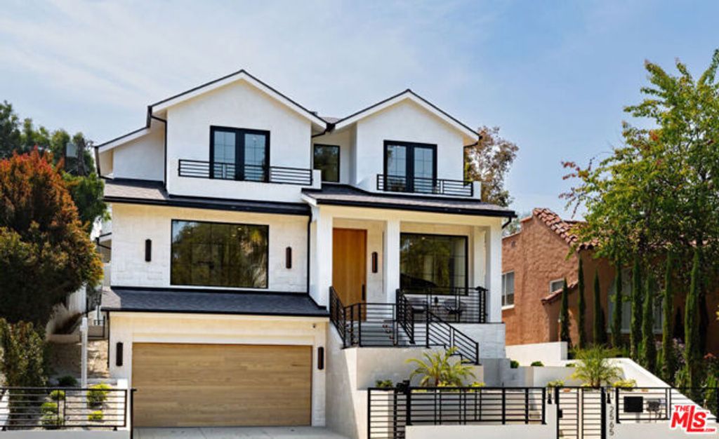 2565 Patricia Avenue, Los Angeles, CA 90064