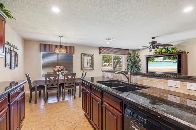 5580 45th Avenue, Vero Beach, FL 32967