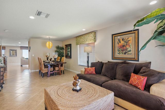 5580 45th Avenue, Vero Beach, FL 32967