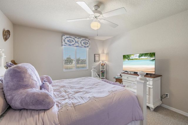 5580 45th Avenue, Vero Beach, FL 32967