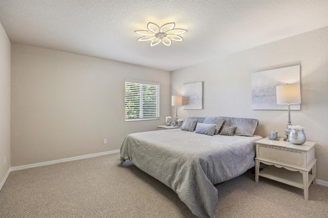 5580 45th Avenue, Vero Beach, FL 32967