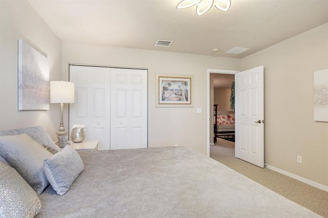 5580 45th Avenue, Vero Beach, FL 32967