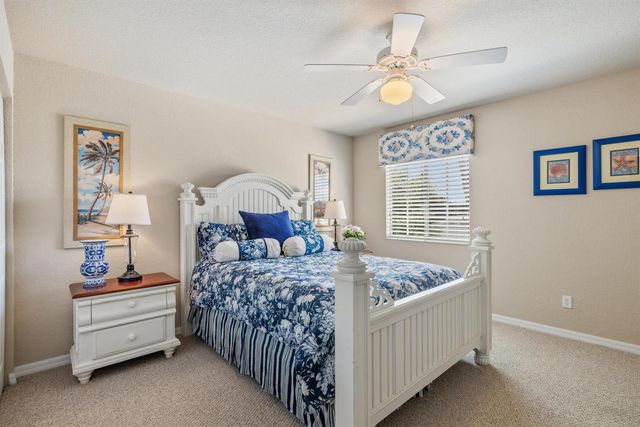 5580 45th Avenue, Vero Beach, FL 32967