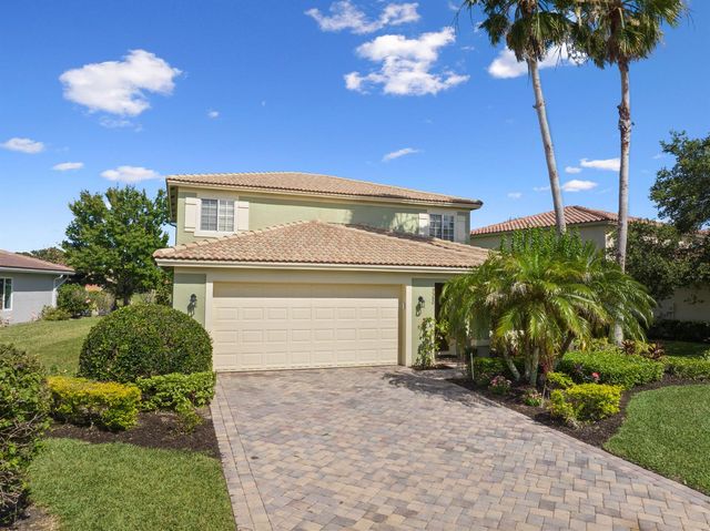 5580 45th Avenue, Vero Beach, FL 32967