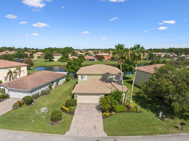 5580 45th Avenue, Vero Beach, FL 32967