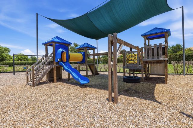 5580 45th Avenue, Vero Beach, FL 32967