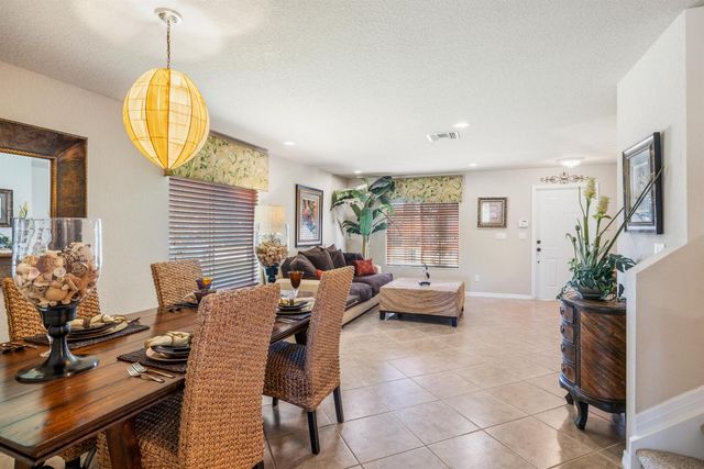 5580 45th Avenue, Vero Beach, FL 32967